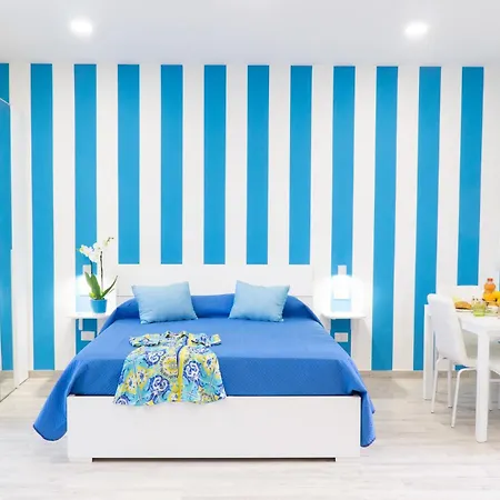 Aparthotel Summer Colors & *
